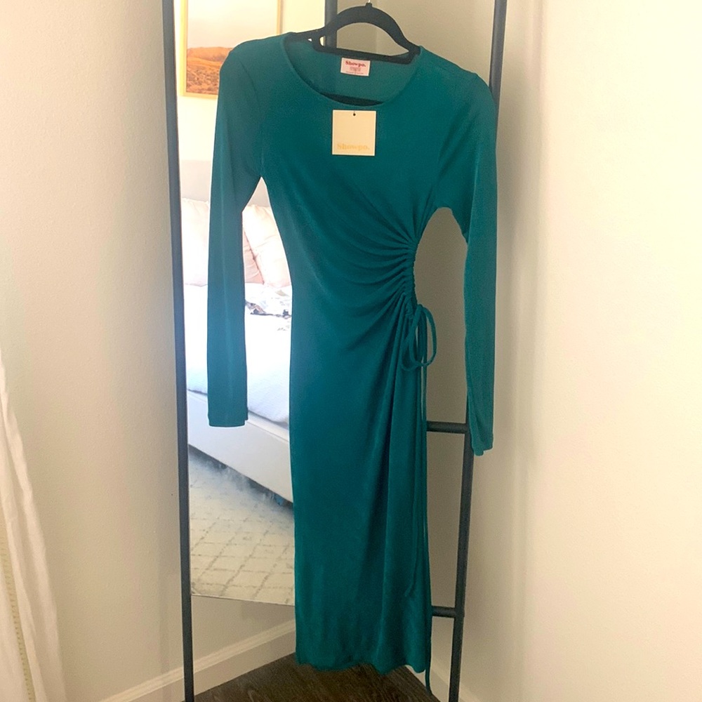 Midi dress - perfect for a wedding!